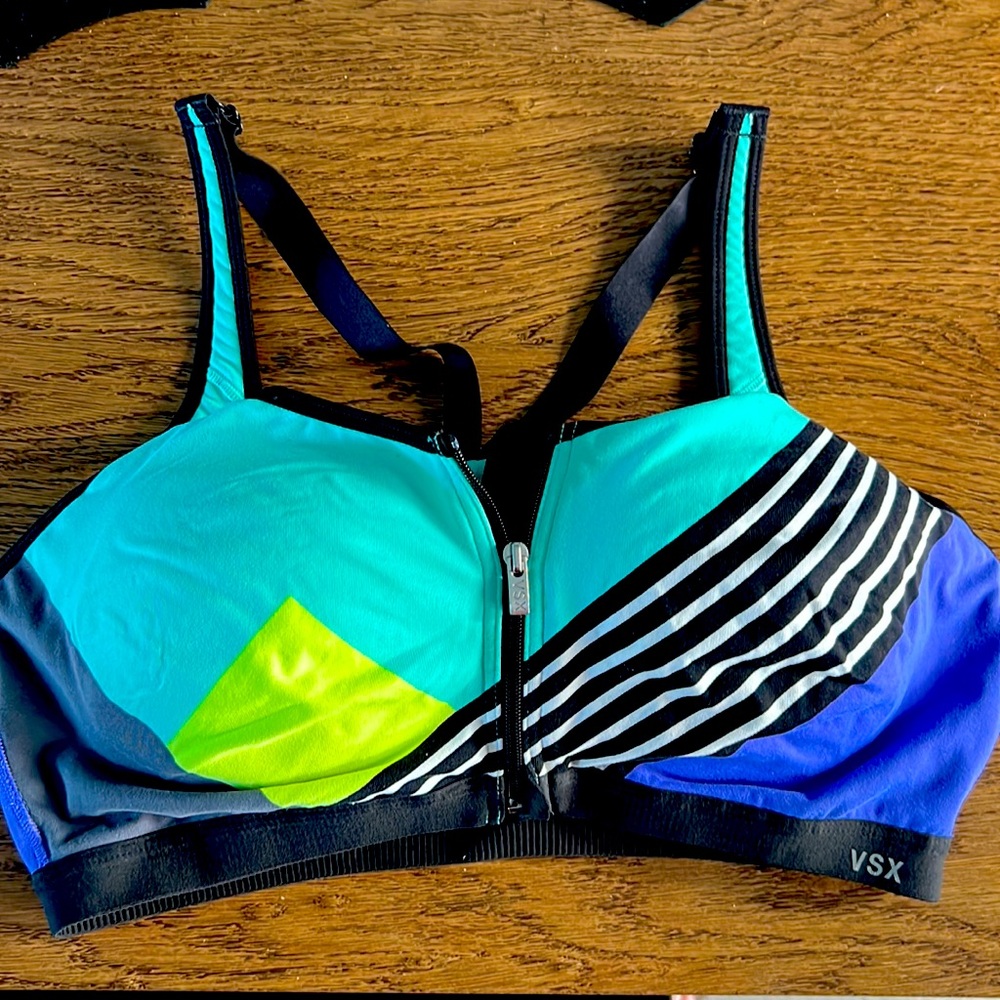 VSX Sports Bra 38D Victoria’s Secret
